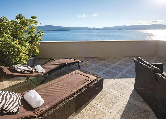 Lejlighed One-bedroom With Sea View 04 *