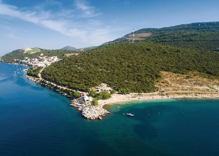 Lejlighed One-bedroom With Sea View 04 *
